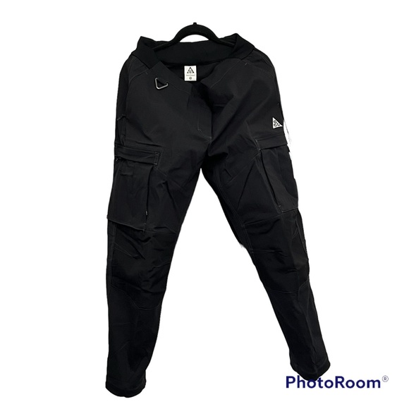 Nike Pants - Nike Womens ACG Smith Summit Cargo Pants size XLARGE CV0617-011 $180 Rare New